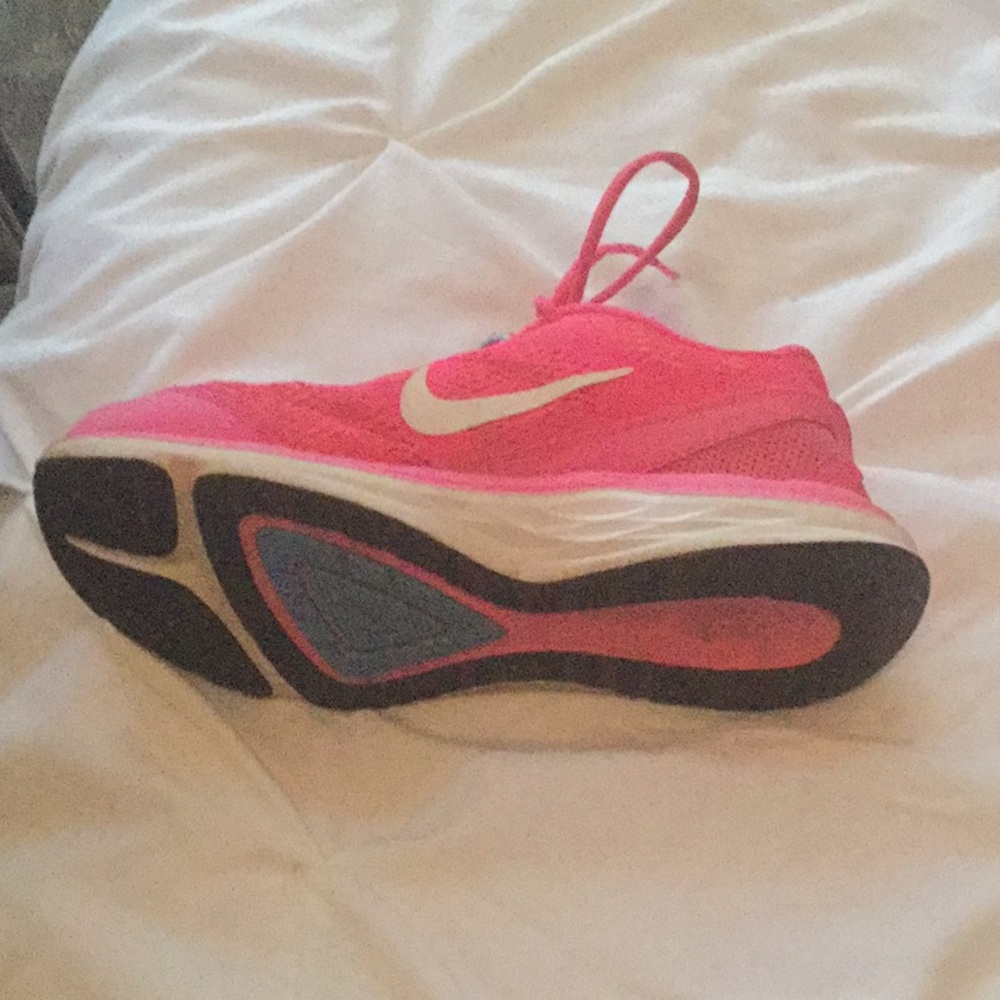 Bright Pink Nike Sneakers.  Dual Fusion - Picture 3 of 4